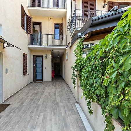 Apartment House Fh